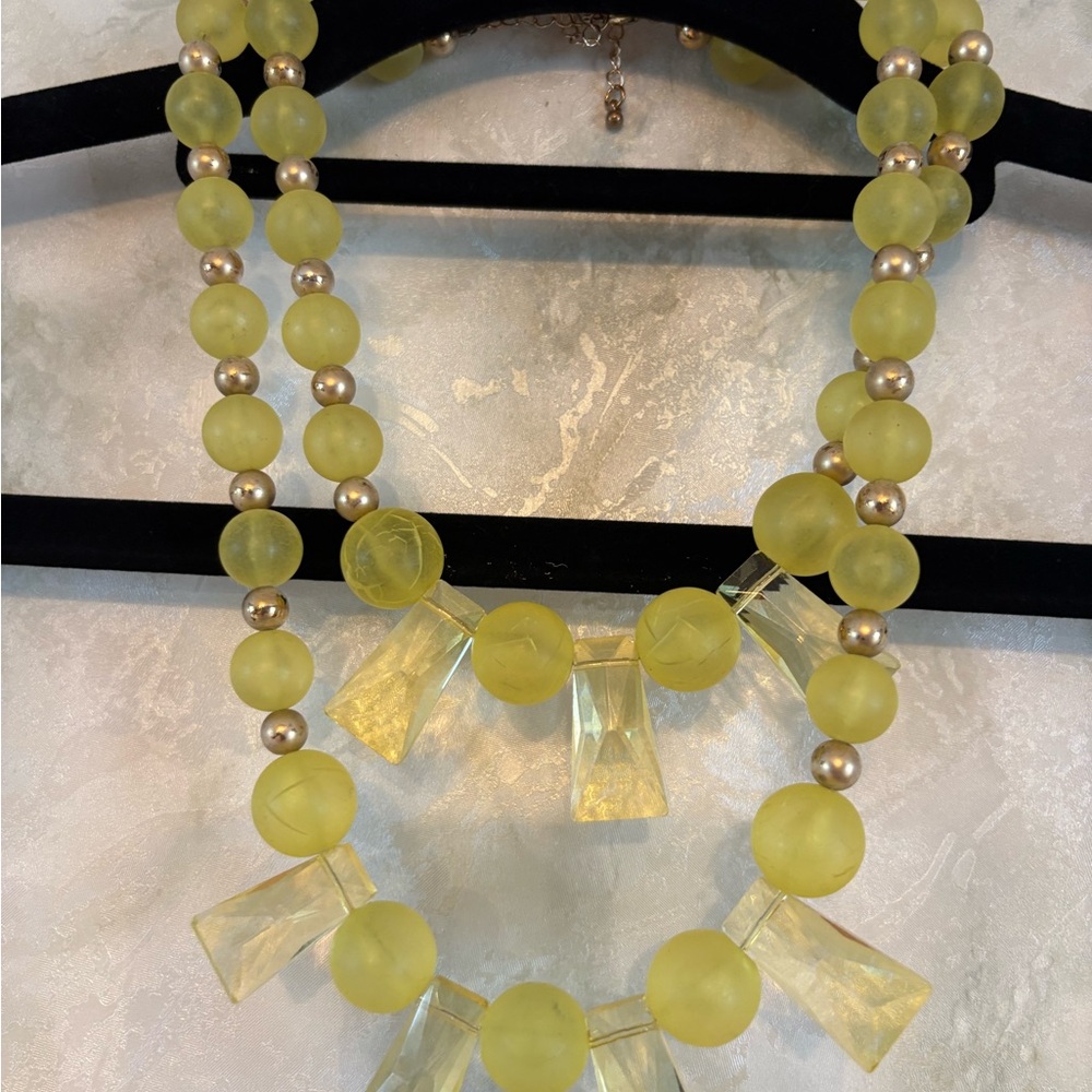 #85 - Elegant Yellow Beaded Necklace